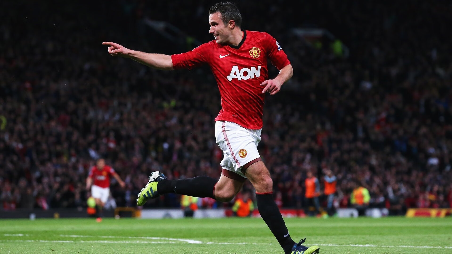 跨越赛场的王者,当老鹰啄瞎国王,欧文在欧冠半决赛接管比赛